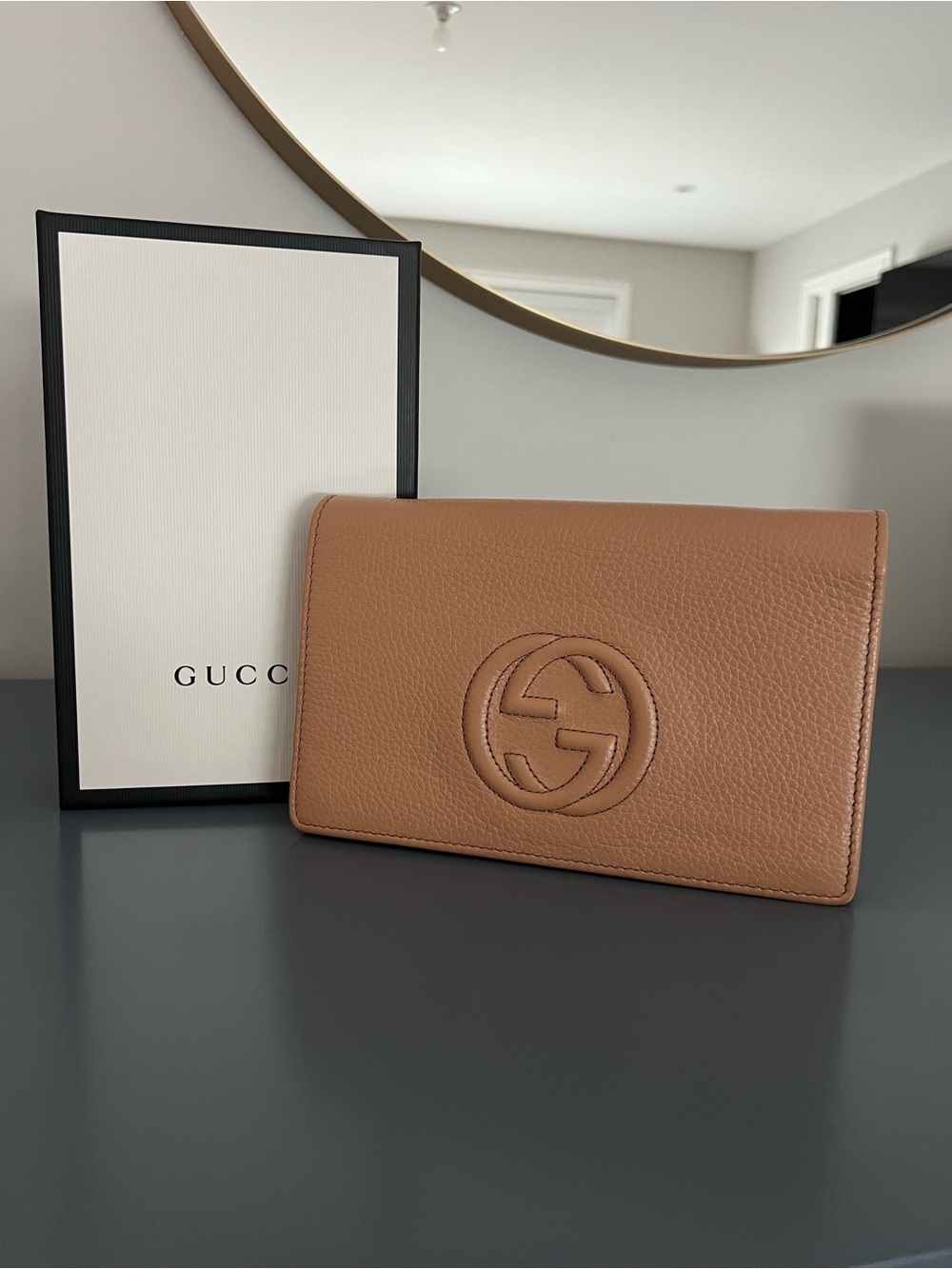 Gucci Beige Soho Disco Wallet on Chain